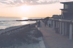 Off-Season U.S. Beach Towns Worth Visiting Before Summer Crowds Arrive